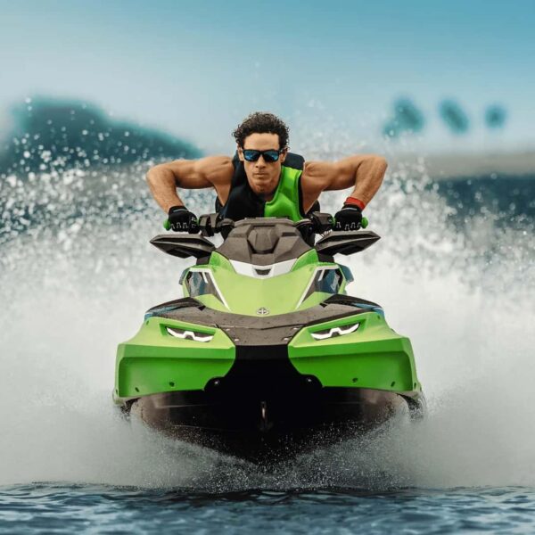 Kawasaki встановила двигун потужністю 310 к.с. на водний мотоцикл