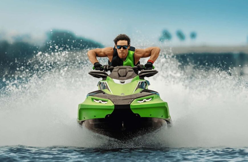Бомба Новини 46 Kawasaki встановила двигун потужністю 310 к.с. на водний мотоцикл