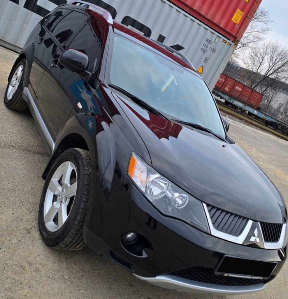 Mitsubishi Outlander 2008 з мінімальним пробігом продають в Україні: скільки коштує 2