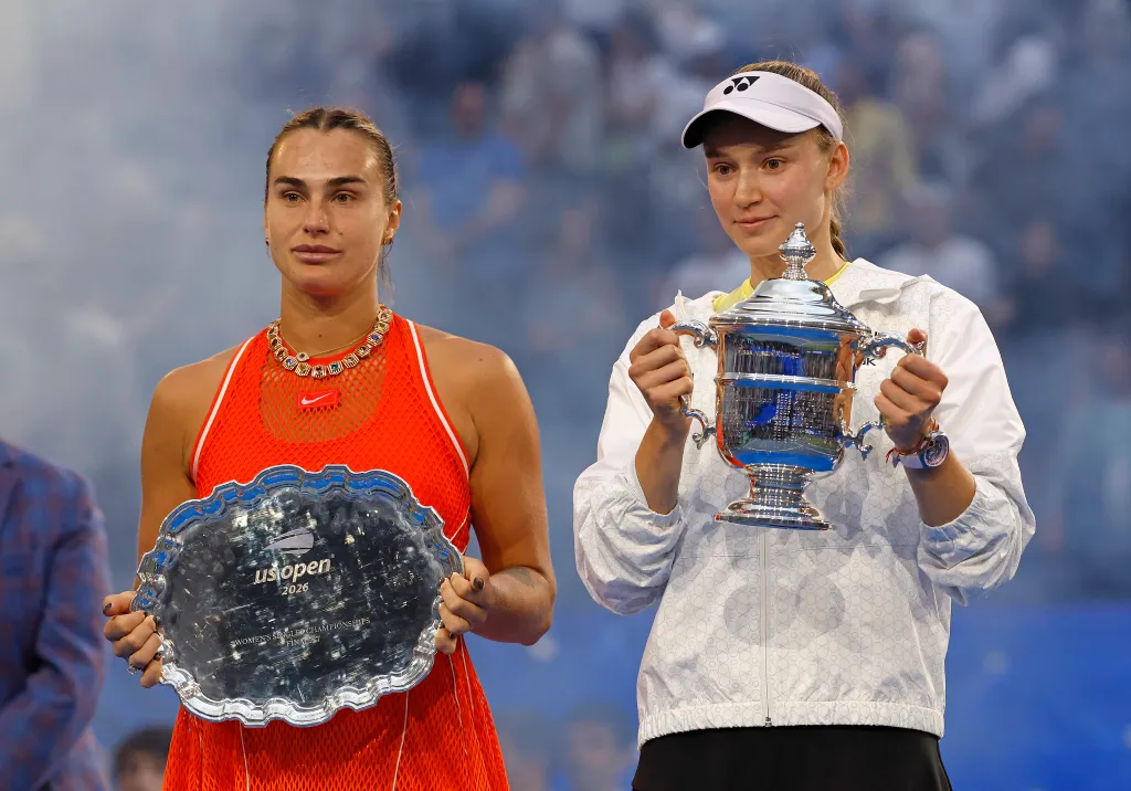 Азаренко розбила ракетку в емоційному зриві після поразки на US Open 5