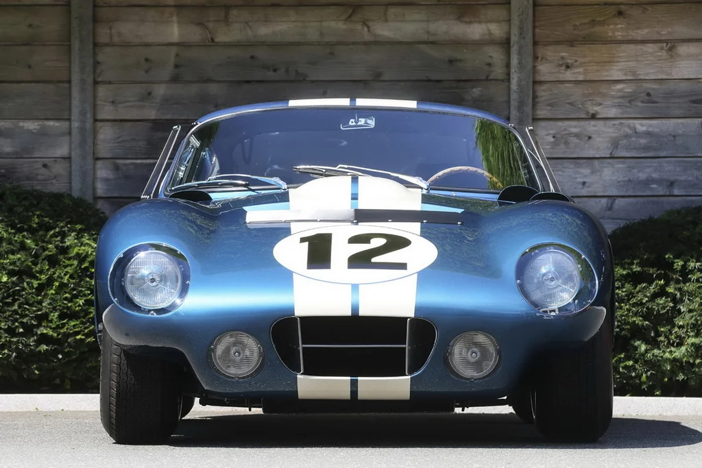 Shelby Cobra Daytona Coupe поставив рекорд продажів серед авто зі США 2