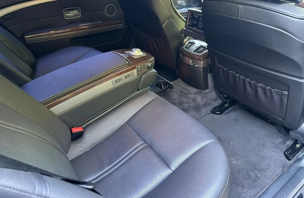 BMW 7 Series 2003: легендарна "капсула часу" з мінімальним пробігом шукає нового власника на Рівненщині 4