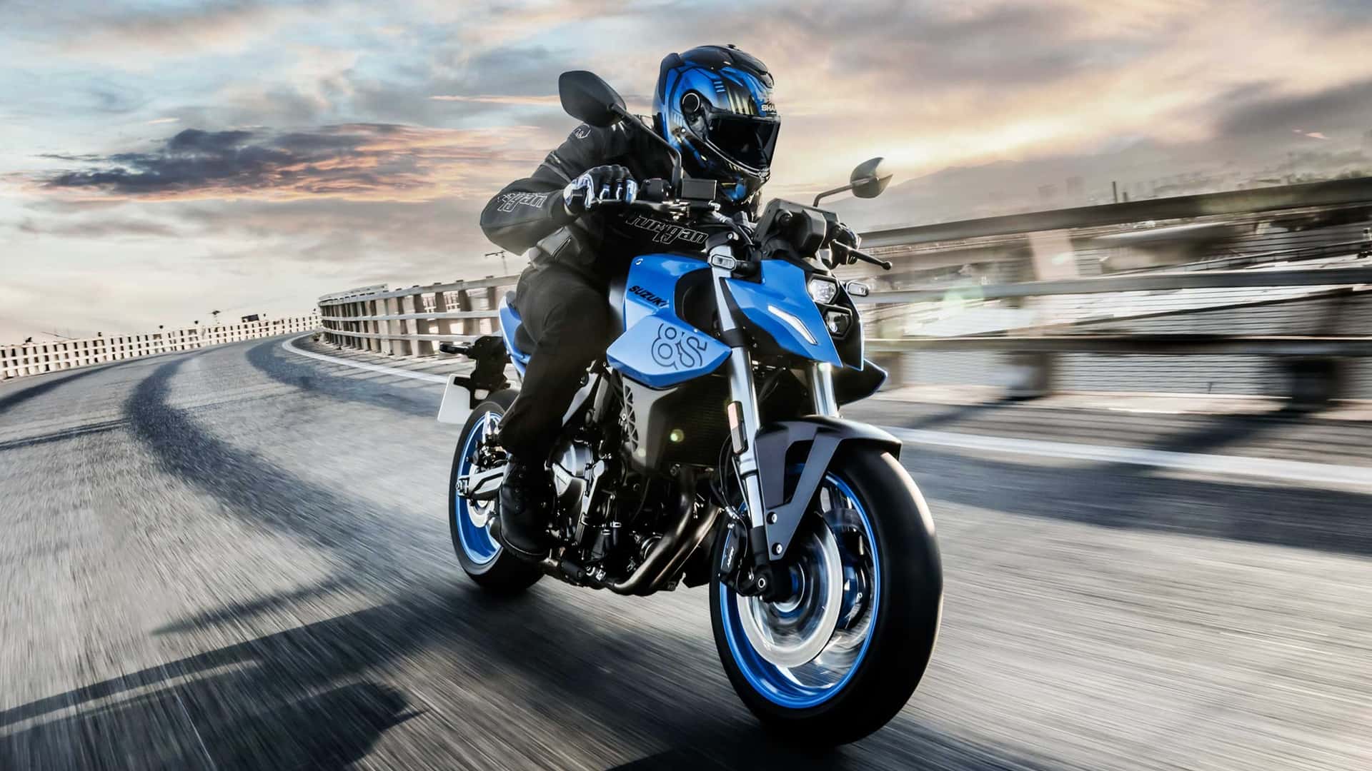 Suzuki GSX-8S