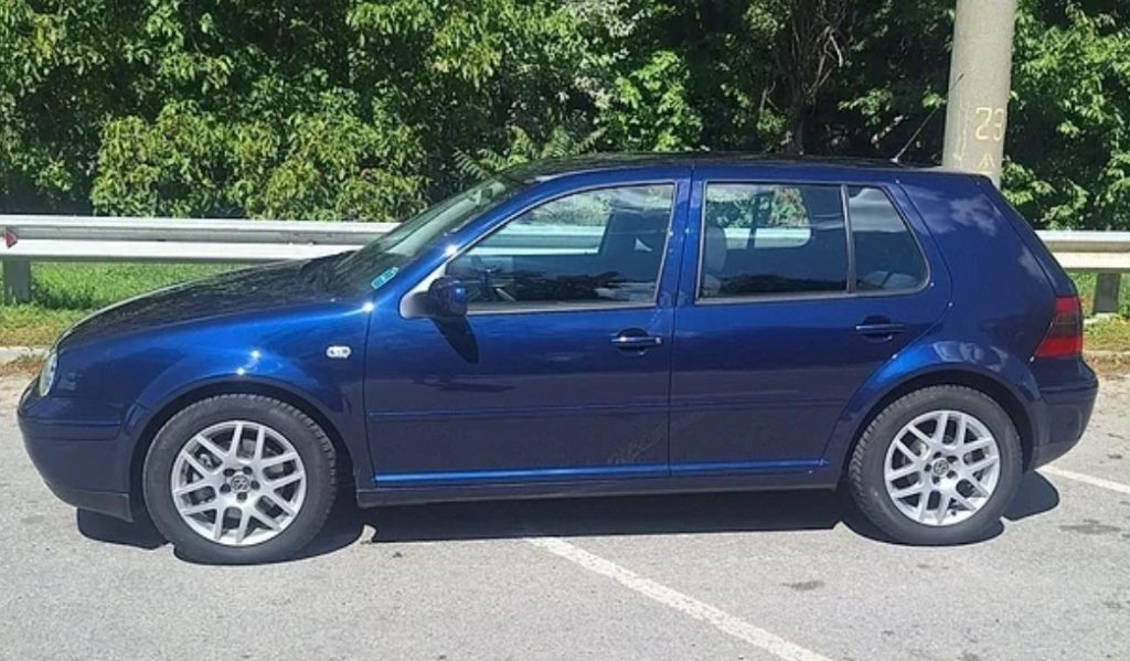 Volkswagen Golf IV з мінімальним пробігом продають на Хмельниччині: ціна вражає 2