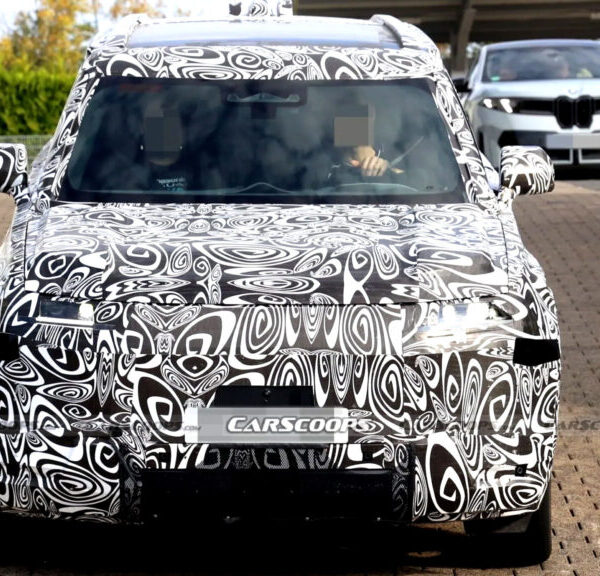 Defender запозичив у старшого брата перевірений часом дизайнерський прийом