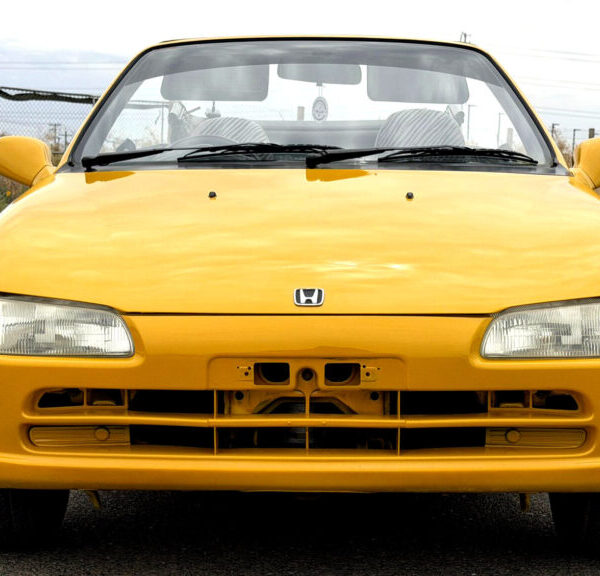 Honda Beat: спортивний родстер, що нагадує зменшену NSX