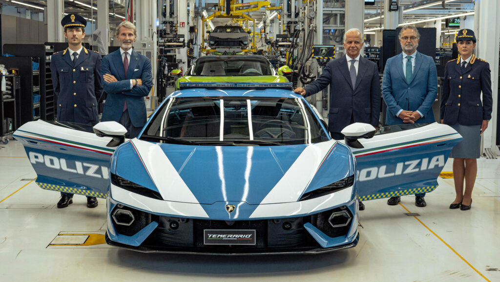 Lamborghini з 907-сильним двигуном: нова поліцейська автівка на варті порядку 1
