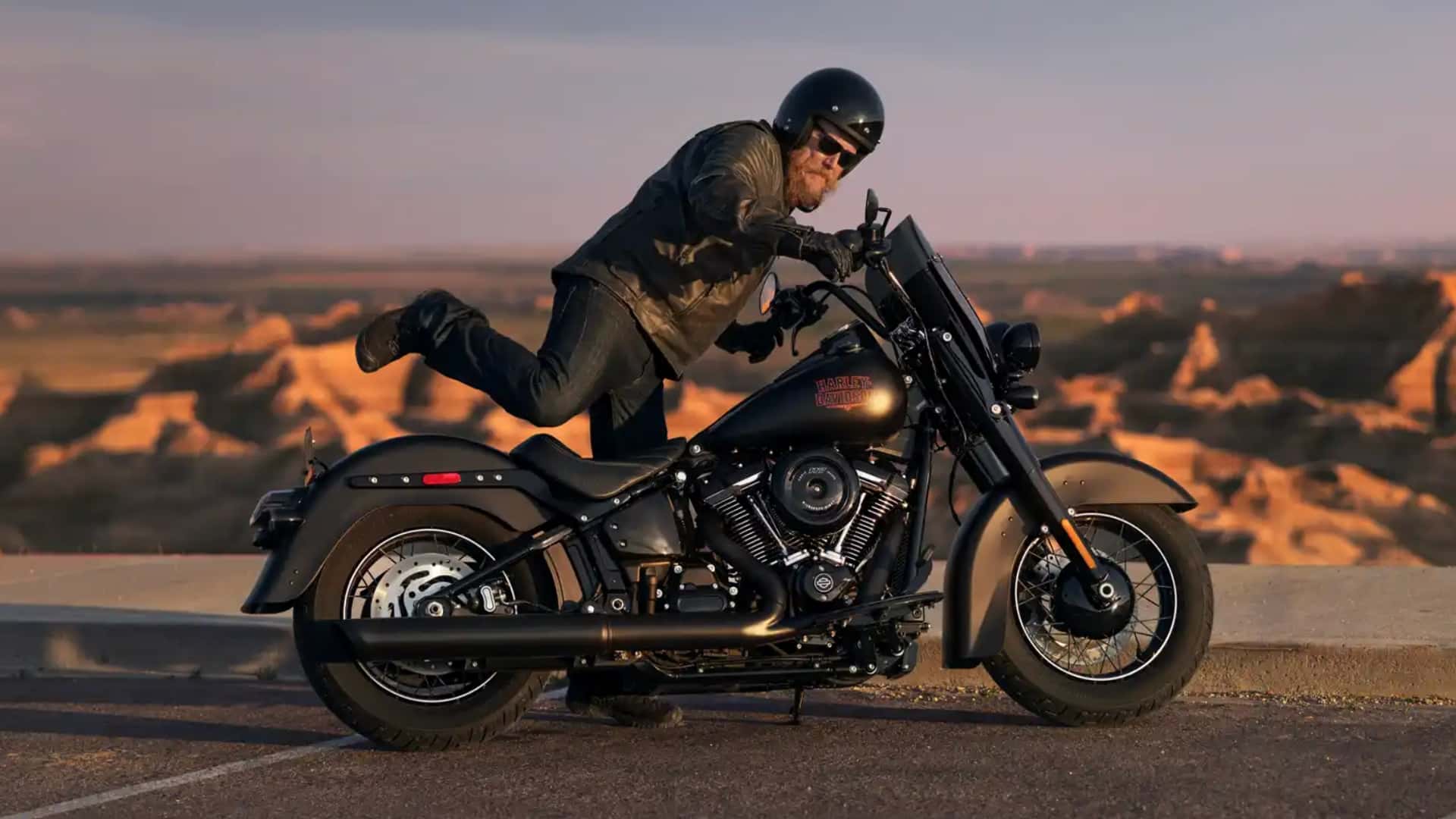 Канада запроваджує 50% мита на мотоцикли Harley та Indian