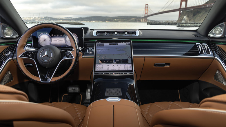 Mercedes-Maybach S-Class з V12: зекономте 70 тисяч доларів, якщо не проти старішої моделі 2