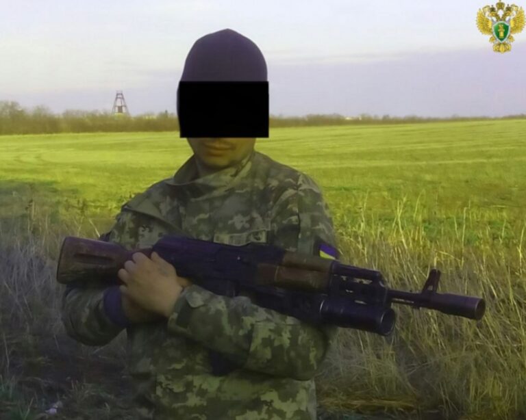 Росія посадила колишнього АТОвця на 19 років за службу в батальйоні "Донбас" 19