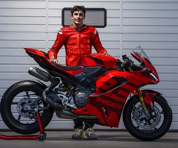 Беззеччі віддає чемпіонство Ducati Маркесу