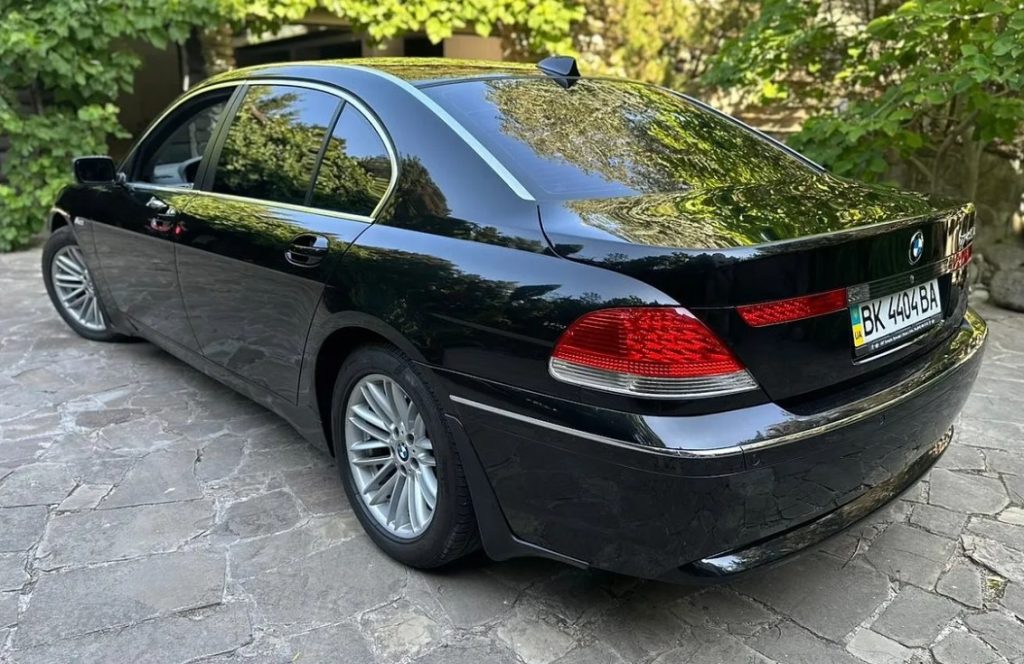 BMW 7 Series 2003: легендарна "капсула часу" з мінімальним пробігом шукає нового власника на Рівненщині 3