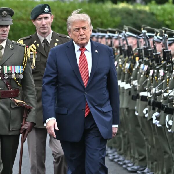 Трамп підтримує об’єднану Ірландію, незважаючи на позицію британського прем’єра