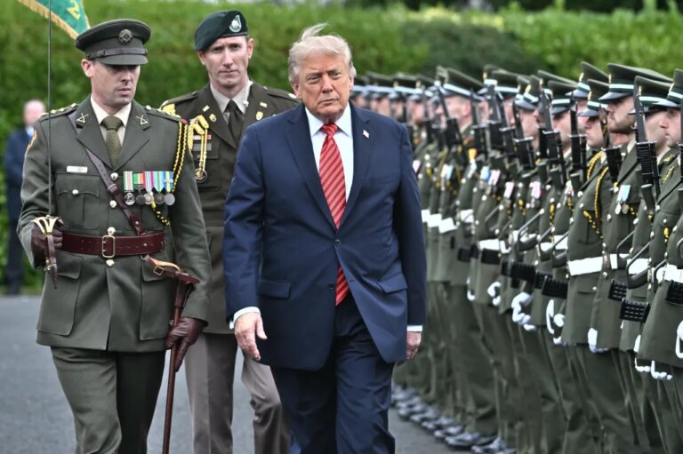 Трамп підтримує об'єднану Ірландію, незважаючи на позицію британського прем'єра 6 Трамп підтримує об'єднану Ірландію, незважаючи на позицію британського прем'єра 6