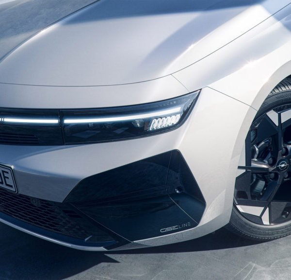 Opel Astra GSE Line: потужна, але не гарячий хетчбек