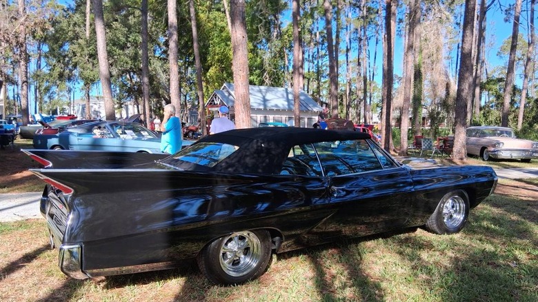 Чи варто 1967 року Pontiac Grand Prix свого цінника у $36 000? 2