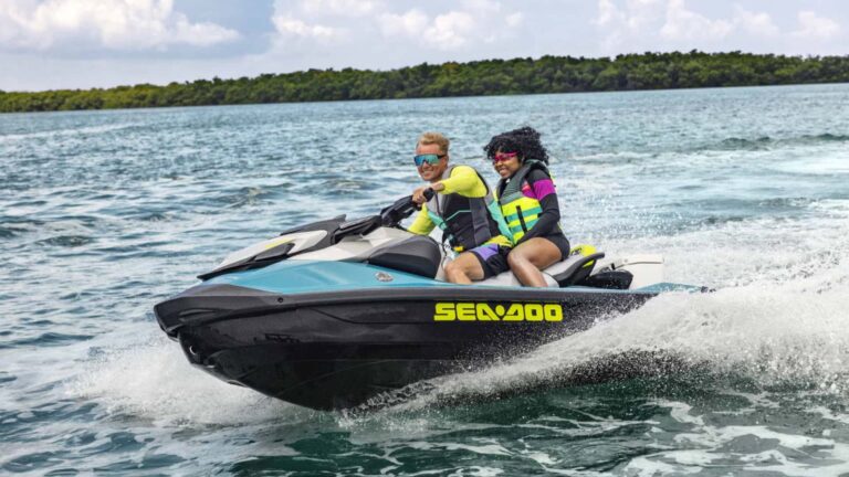 Sea-Doo скасував проєкт водного мотоцикла з електроприводом, пояснивши причини 4
