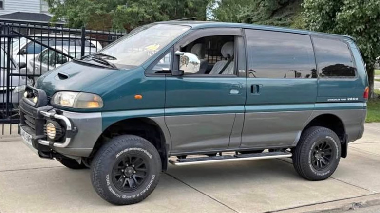 Відірви око: найкрутіші тюнінговані автівки, що продаються онлайн 7