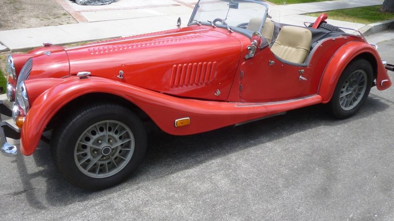 1973 Morgan Plus 8: британська класика за $23 500 2