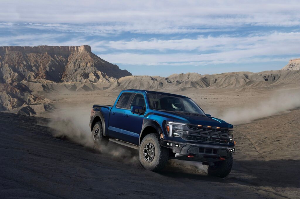 Ford F-150: ризик відриву паливного бака під час руху 5