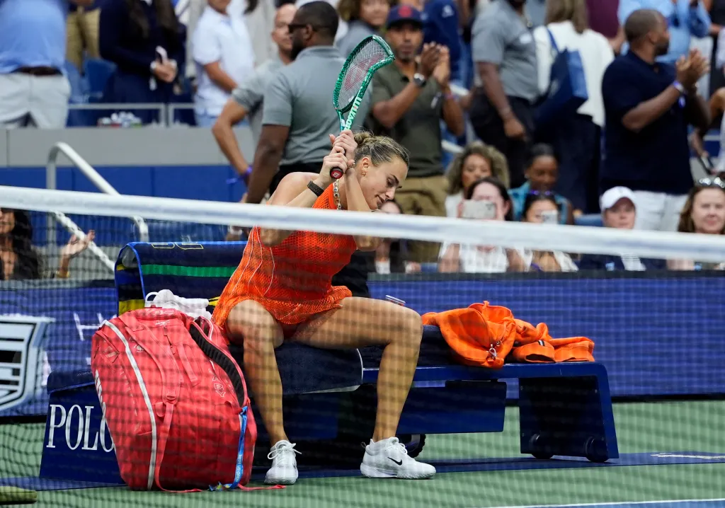 Азаренко розбила ракетку в емоційному зриві після поразки на US Open 1