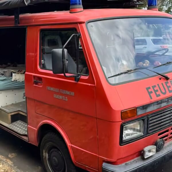 1989 VW LT35 Feuerwehr: кемпер за $12 000 – вигідна покупка?