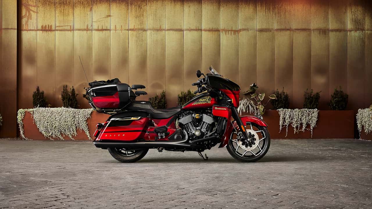 2024 Indian Roadmaster Elite - Parked - Right Side