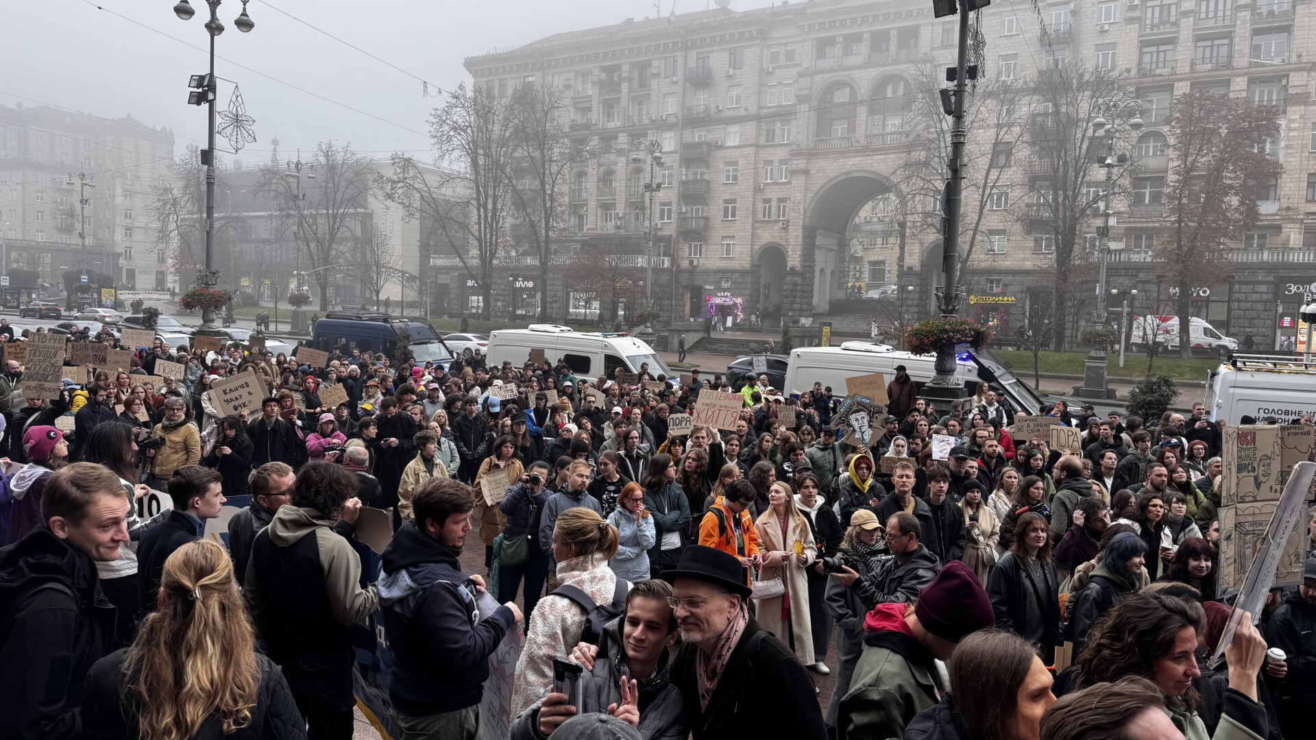 Кияни вимагають відставки Кличка: від Теремків до укриттів 4