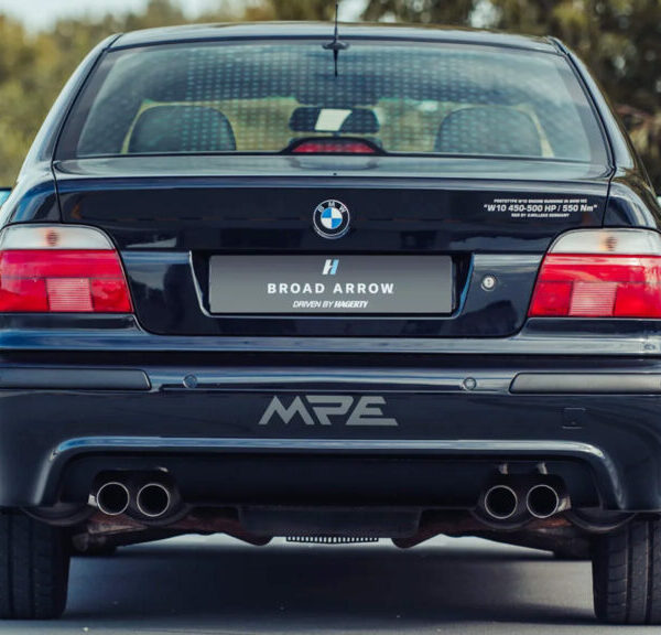 Volkswagen створив W10, надихнувшись BMW M5