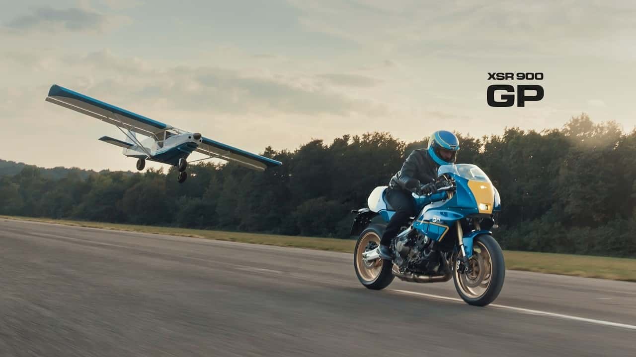 Yamaha XSR900 GP Legend Blue