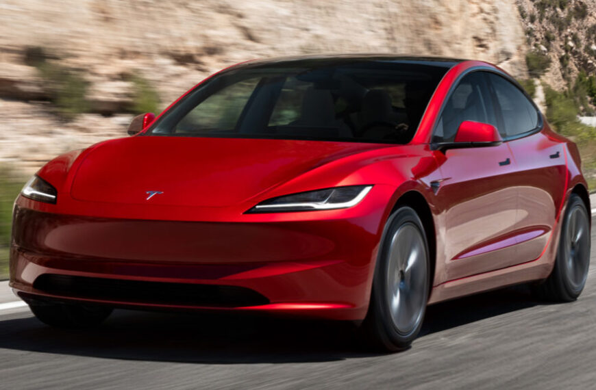 Бомба Новини 52 Tesla змінює назву “Повністю автономне водіння” на “Допоміжне водіння” в Європі