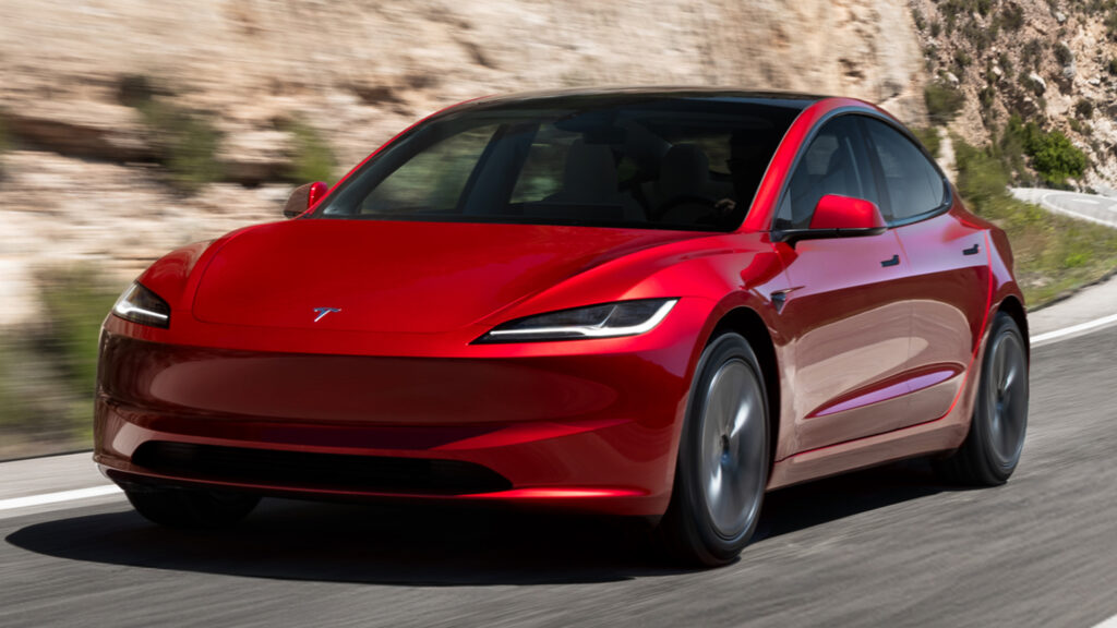 Tesla змінює назву "Повністю автономне водіння" на "Допоміжне водіння" в Європі 1