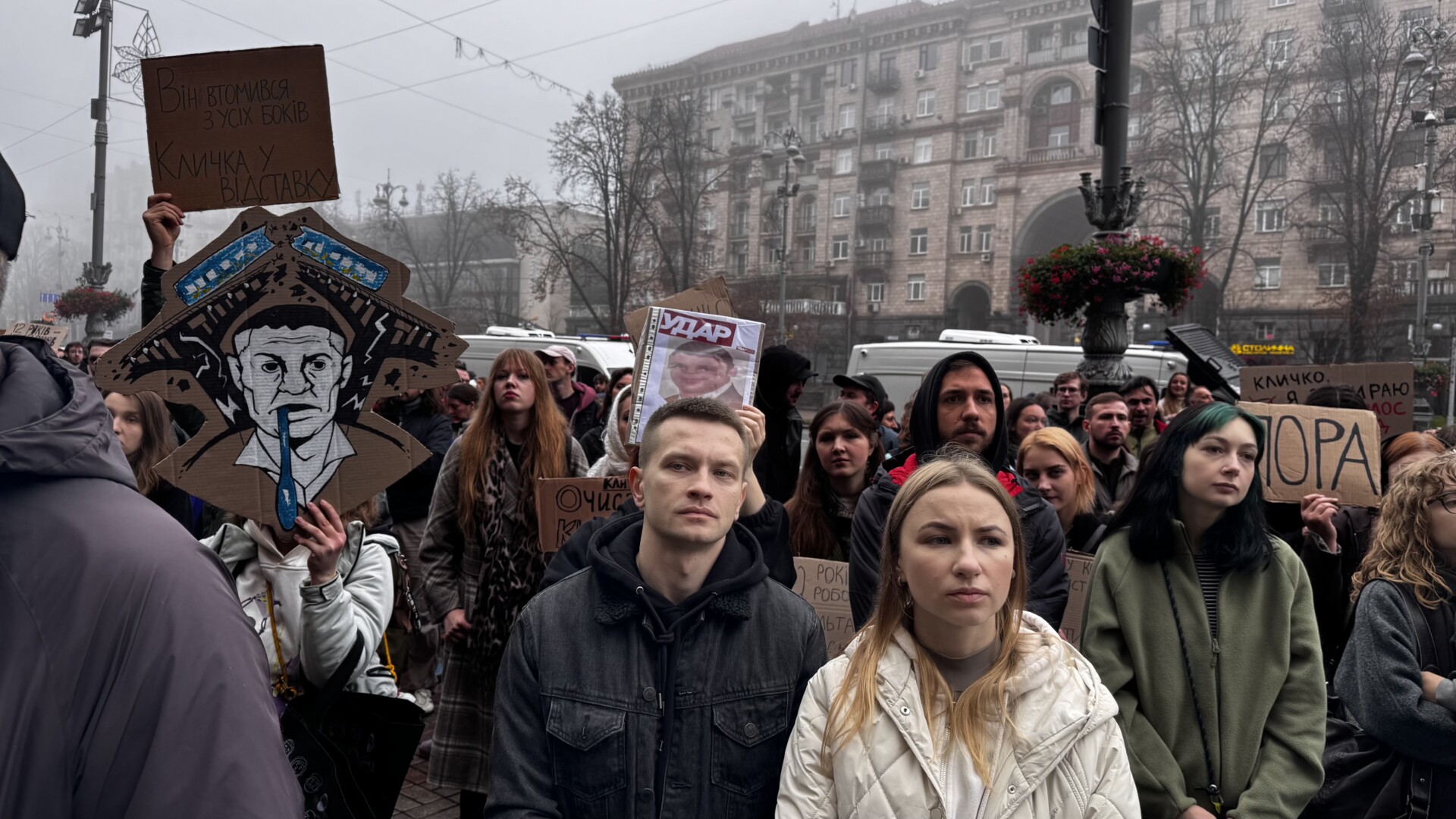 Кияни вимагають відставки Кличка: від Теремків до укриттів 6