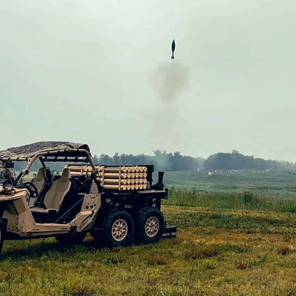 Polaris створив шестиколісний RZR з гранатометною системою