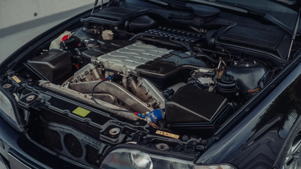 Volkswagen створив W10, надихнувшись BMW M5 2